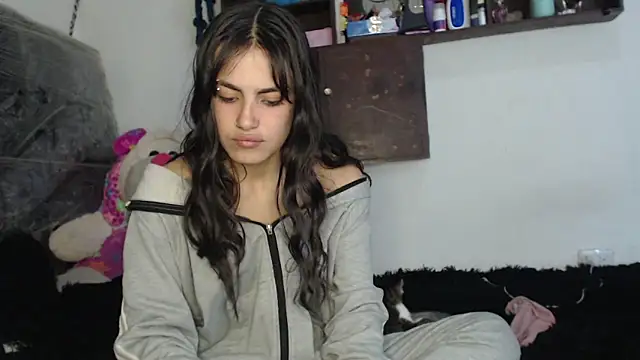 skinny sweet2411 online show from November 17, 7:14 am