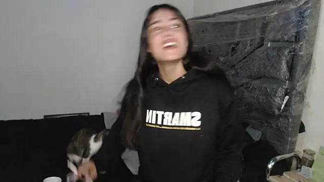 Snapshot of skinny_sweet2411 chatting on February 21, 5:52 am skinny sweet2411 online show from February 21, 5:52 am