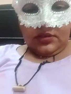 Snapshot of seemi_bhabhi chatting on January 19, 2:49 pm seemi bhabhi online show from January 19, 2:49 pm