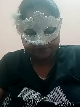 Snapshot of seemi_bhabhi chatting on March 22, 1:32 am seemi bhabhi online show from March 22, 1:32 am