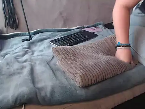 Snapshot of GoddessMonicaNylon chatting on September 20, 5:25 pm GoddessMonicaNylon online show from September 20, 5:25 pm