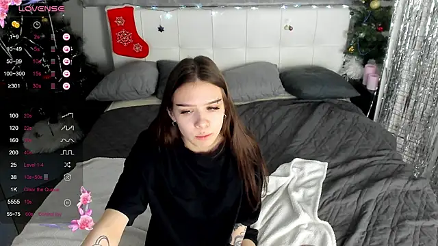 Snapshot of SweetyDeviliya chatting on January 11, 6:14 am SweetyDeviliya online show from January 11, 6:14 am