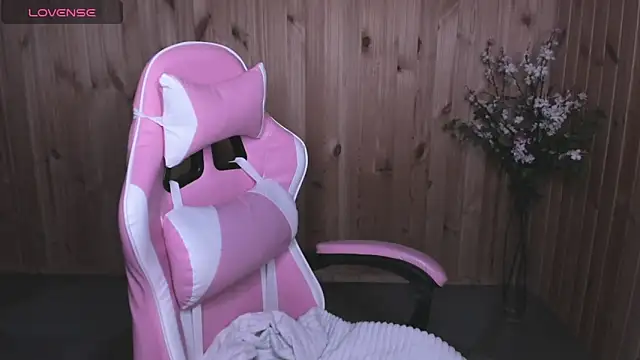 Snapshot of SweetyDeviliya chatting on March 12, 10:16 am SweetyDeviliya online show from March 12, 10:16 am