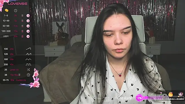 Snapshot of SweetyDeviliya chatting on March 13, 1:07 pm SweetyDeviliya online show from March 13, 1:07 pm