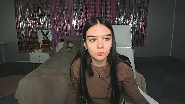 Snapshot of SweetyDeviliya chatting on March 22, 10:49 am SweetyDeviliya online show from March 22, 10:49 am