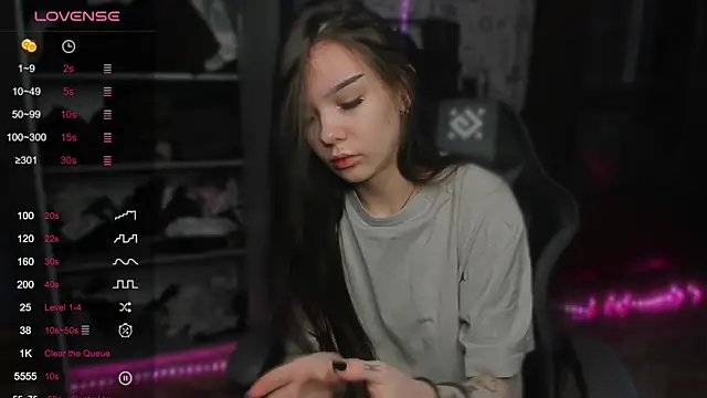 Snapshot of SweetyDeviliya chatting on November 6, 10:38 am SweetyDeviliya online show from November 6, 10:38 am