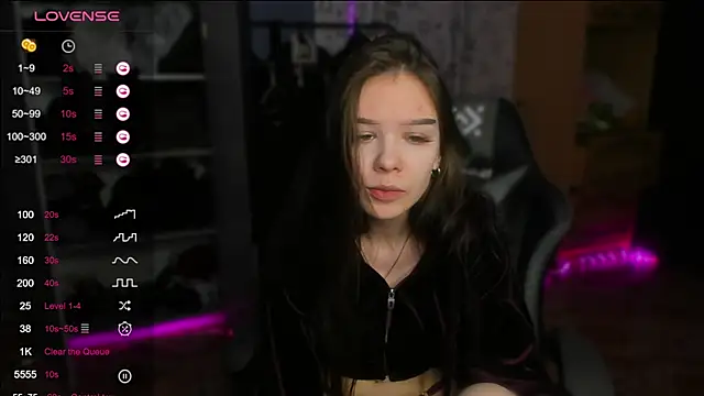 Snapshot of SweetyDeviliya chatting on November 24, 11:21 am SweetyDeviliya online show from November 24, 11:21 am