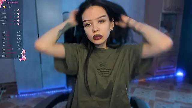 Snapshot of SweetyDeviliya chatting on February 24, 5:16 am SweetyDeviliya online show from February 24, 5:16 am