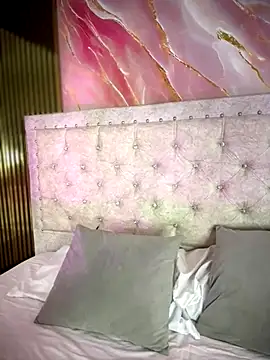 Rousse blue online show from November 6, 4:02 am