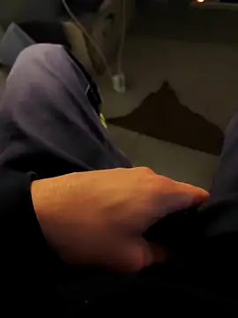 coppiapazza online show from March 7, 12:37 am