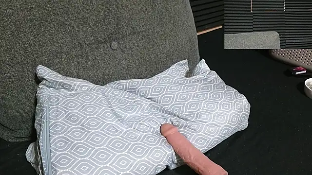 Hr Frk Olsen online show from January 9, 9:37 pm