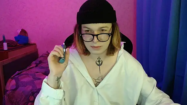 Snapshot of Steve_Mi chatting on November 7, 3:45 pm Steve Mi online show from November 7, 3:45 pm