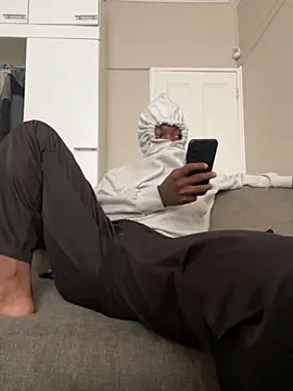 Mischevous T69 online show from November 8, 8:47 am