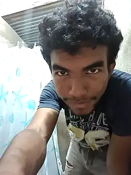 Reynold2608 online show from February 15, 11:14 pm