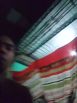 Reynold2608 online show from May 16, 3:14 am