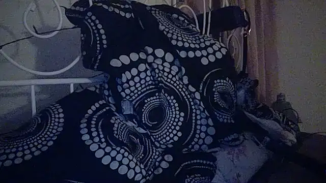 DevilsAngel13 online show from December 15, 10:26 pm