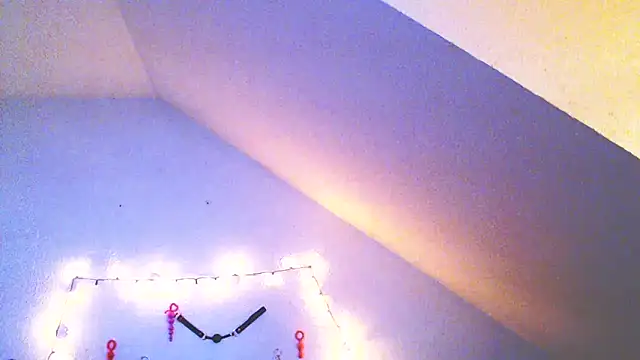 DevilsAngel13 online show from February 16, 4:53 am