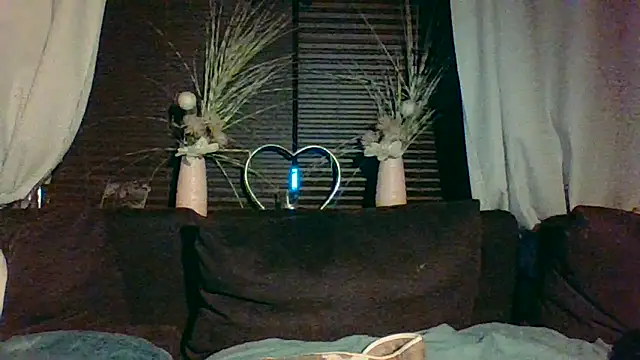 DevilsAngel13 online show from September 17, 10:33 pm