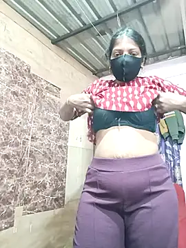 queensenorita online show from April 5, 6:21 am