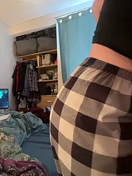 Nina-Chick777 online show from December 4, 4:16 pm