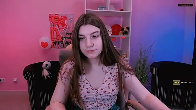 pure radiance1 online show from March 6, 9:47 am