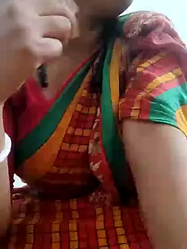 Snapshot of Priya_2222 chatting on February 3, 4:41 pm Priya 2222 online show from February 3, 4:41 pm