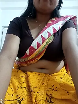 Snapshot of Priya_2222 chatting on April 27, 6:28 pm Priya 2222 online show from April 27, 6:28 pm