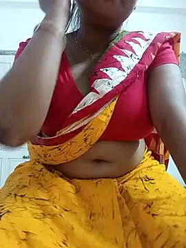 Snapshot of Priya_2222 chatting on May 12, 6:38 pm Priya 2222 online show from May 12, 6:38 pm