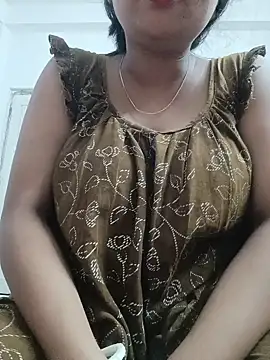 Snapshot of Priya_2222 chatting on July 15, 7:08 pm Priya 2222 online show from July 15, 7:08 pm