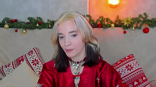 Snapshot of as1an_girlfriend chatting on December 19, 3:19 pm as1an girlfriend online show from December 19, 3:19 pm