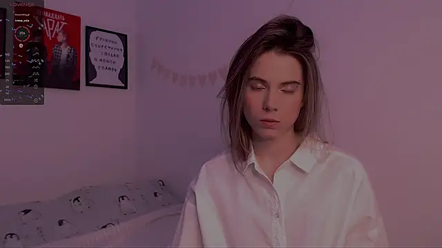  ni kiss online show from December 24, 10:49 pm