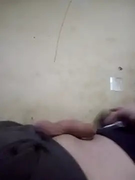 thecatblack1998 online show from April 3, 4:10 am