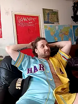 Ozomitro online show from March 9, 2:10 pm