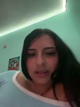 Hilary pinkk online show from January 3, 4:33 am