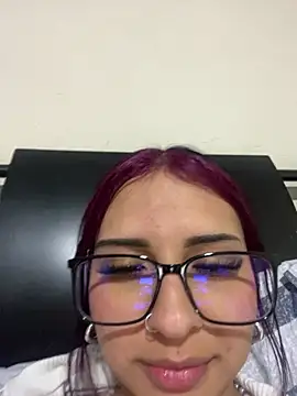 Hilary pinkk online show from February 6, 1:27 am