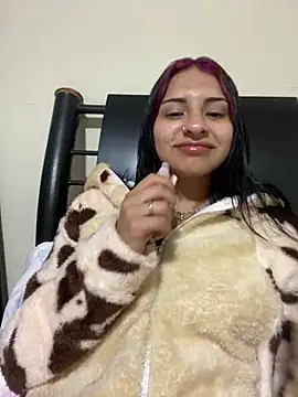 Hilary pinkk online show from February 13, 2:12 am