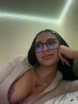 Hilary pinkk online show from March 7, 6:02 am