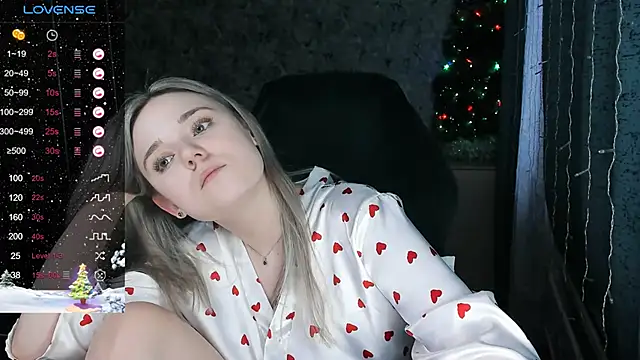 Your small bunny online show from December 20, 9:21 am