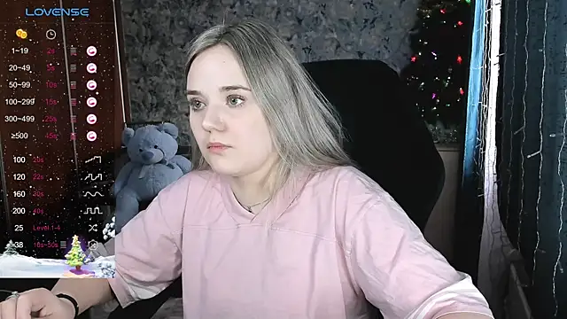 Your small bunny online show from December 23, 7:17 am