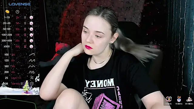 Your small bunny online show from January 14, 1:15 am