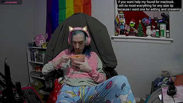 tallnerdyguy online show from February 25, 2:14 am