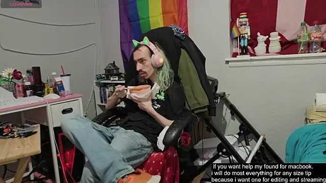 tallnerdyguy online show from September 14, 2:00 am