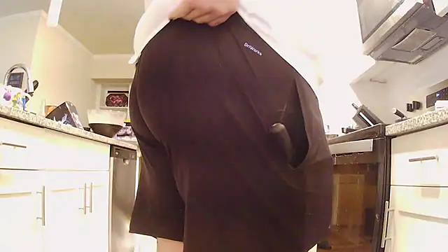 Strong Bear89 online show from December 1, 3:06 pm