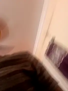 Snapshot of blr_boi chatting on February 19, 7:43 pm blr boi online show from February 19, 7:43 pm