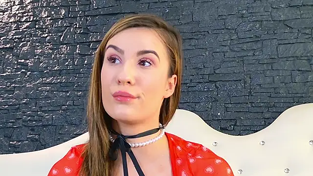 LaurynCopper online show from January 16, 9:48 am