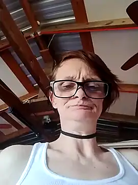 ivylee31 online show from March 1, 3:16 pm