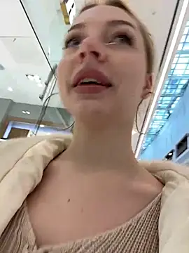 Snapshot of melissa_grr chatting on February 4, 12:33 pm melissa grr online show from February 4, 12:33 pm