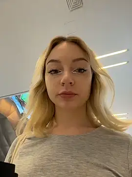 Snapshot of melissa_grr chatting on February 28, 10:38 am melissa grr online show from February 28, 10:38 am