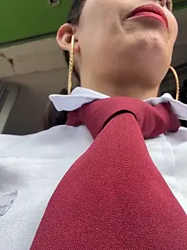 Alysson-- online show from December 19, 2:24 pm