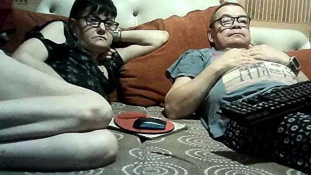 Snapshot of AlanaLaDream chatting on October 23, 8:07 pm AlanaLaDream online show from October 23, 8:07 pm